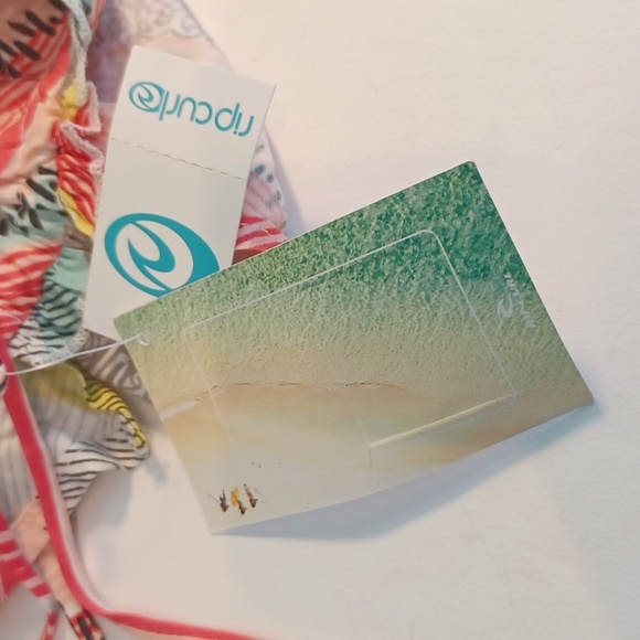 NEW! Ripcurl summer/Beach/Resort top 5472 - Picture 5 of 8